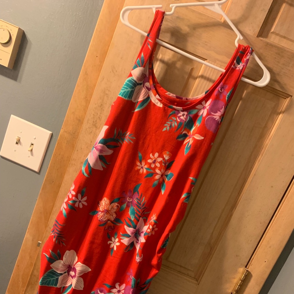 Old navy maternity dress NWT